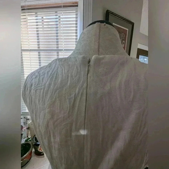 NWT Studio I Sleeveless Dress Sizes 16 - Picture 12 of 16